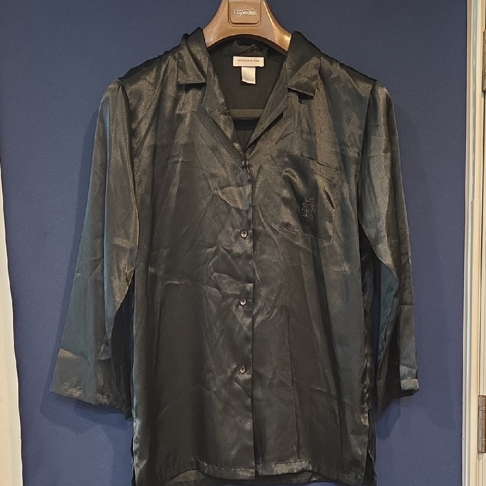 Jones New York Classic Black Top